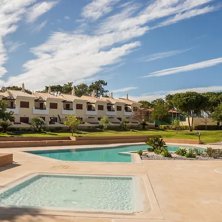 Vilamoura Typical 3 With Pool By Homing Prázdninový dům