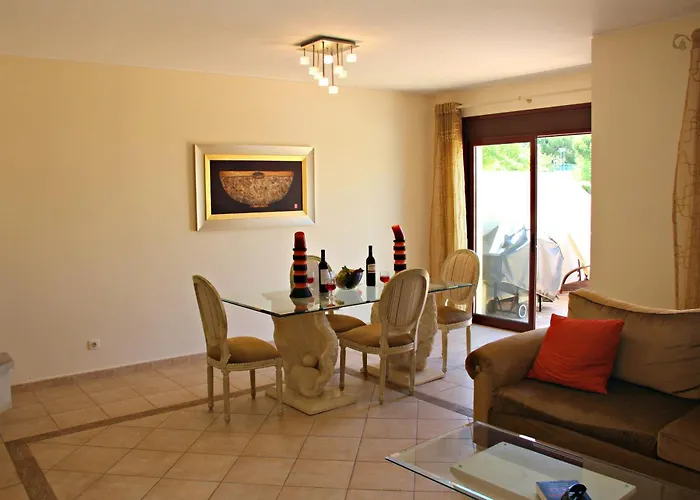 Vilamoura Typical 3 With Pool By Homing Casa de Férias