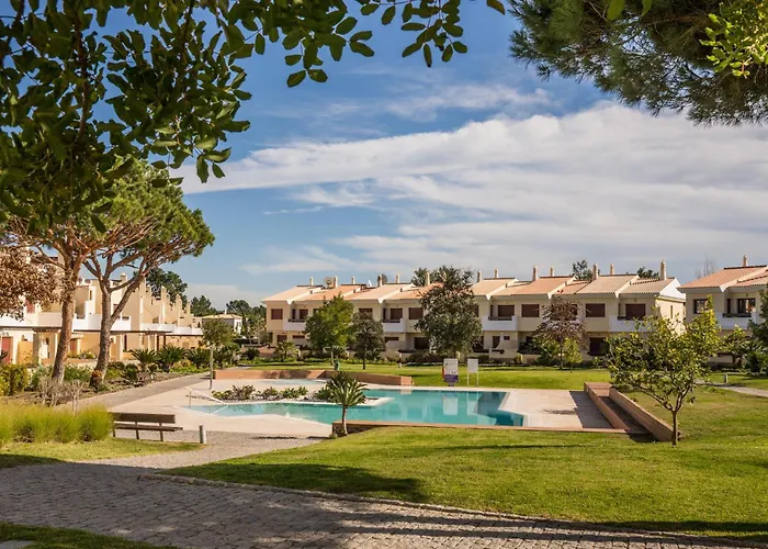 Vilamoura Typical 3 With Pool By Homing Casa de Férias Quarteira